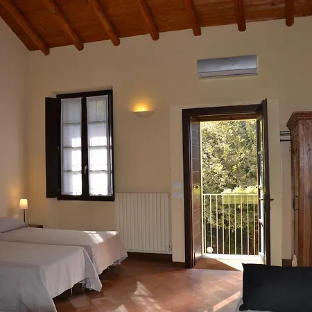 Cascina Scanna Farm stay